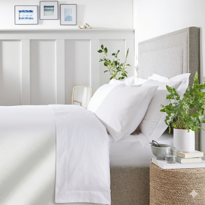 B&B White Duvet Cover — 100% Egyptian Cotton 300TC Sateen